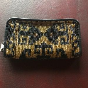 Beaded Patterned Zip Wallet - Black & Gold